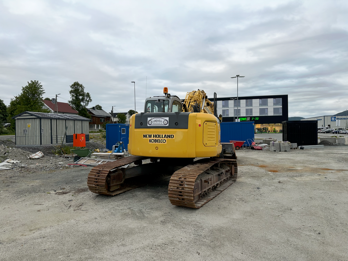 New Holland E200 – Beltegraver < 40 tonn